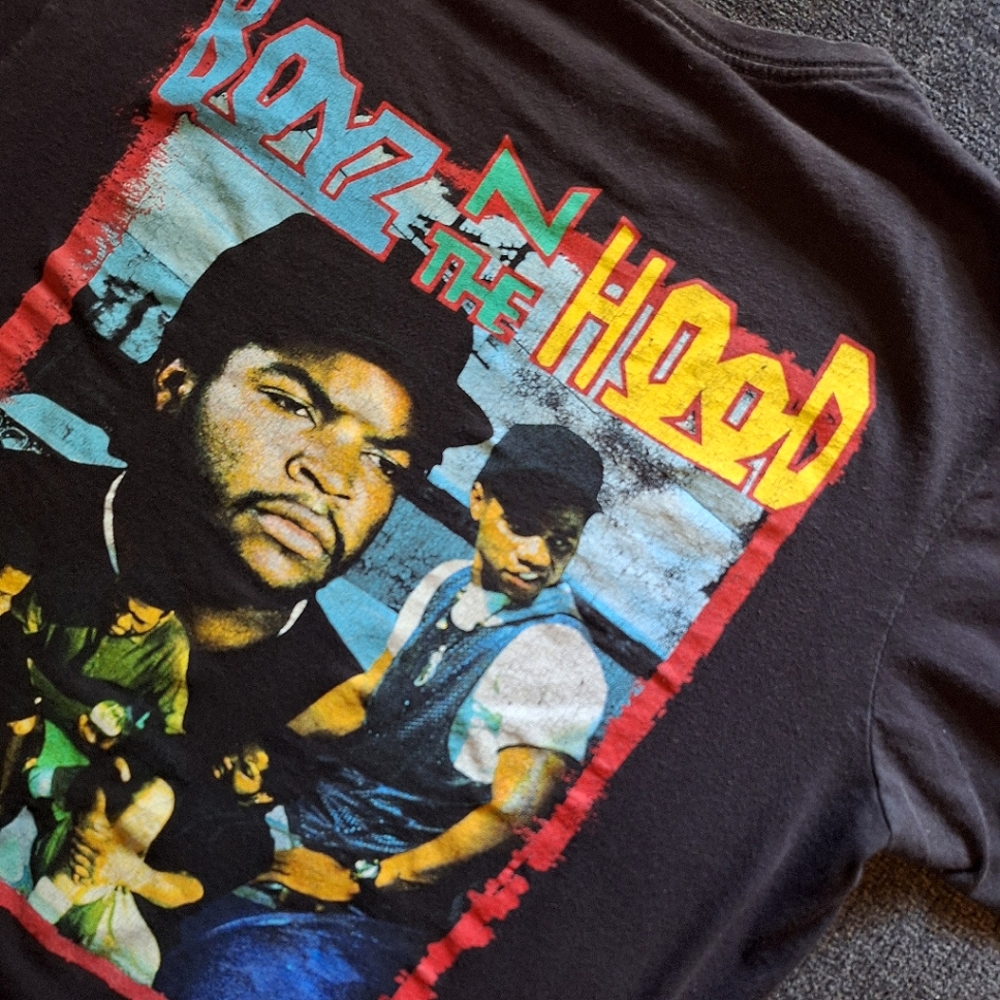 ◇[BNTH]◇ Vintage style graphic print tee.